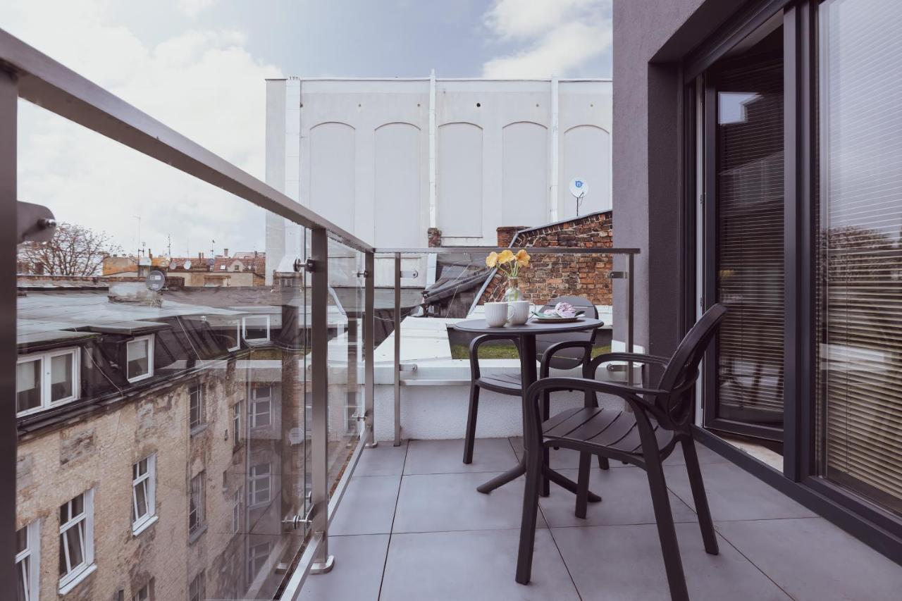 Exclusive Apartments Mostowa By Renters Prestige Poznan Luaran gambar